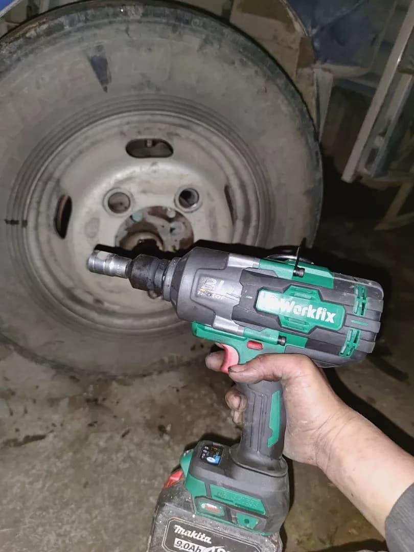 Máy siết bulong Workfix WF-IW2100N (2100Nm) — ảnh đánh giá khách hàng 1